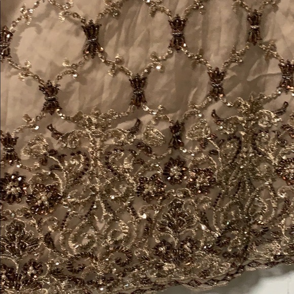 Two piece Pakistani Shalwar Kameez Dress - Picture 3 of 8